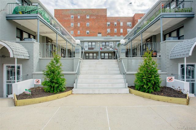 470 E Broadway A-8, Long Beach, NY 11561