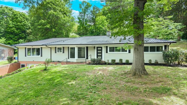 2502 Elm Drive NE, Cleveland, TN 37312