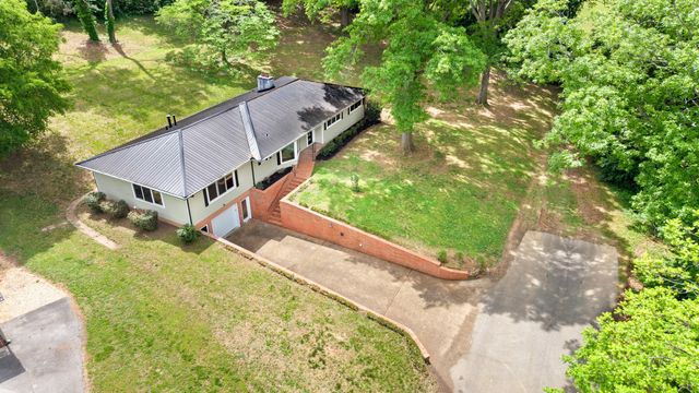 2502 Elm Drive NE, Cleveland, TN 37312