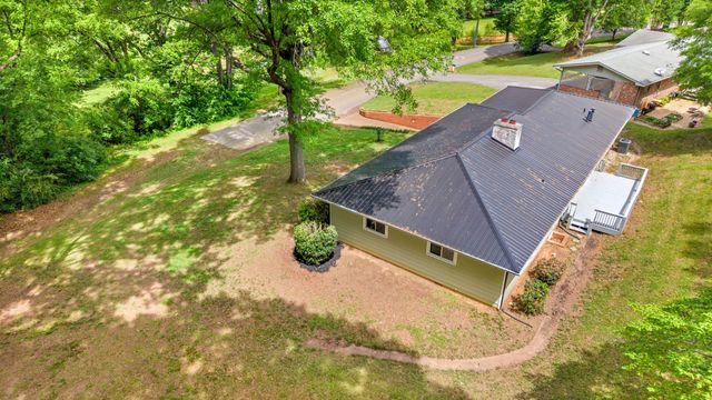 2502 Elm Drive NE, Cleveland, TN 37312