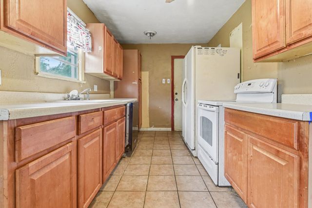 808 Lilac Drive, Garland, TX 75040