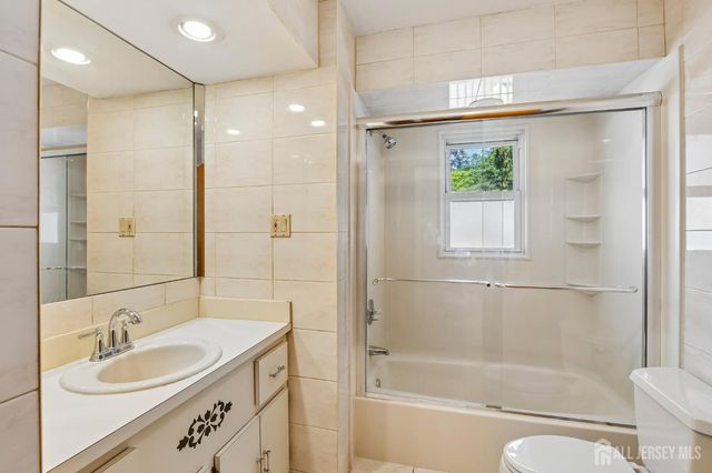 101 Austin Avenue, Old Bridge, NJ 08857