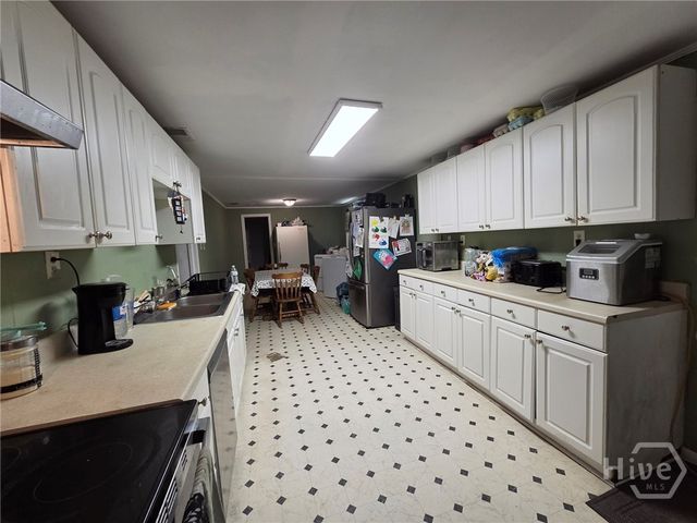 3453 Ga Highway 204, Ellabell, GA 31308