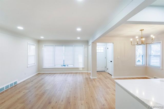 21618 Woodbridge Street, Saint Clair Shores, MI 48080