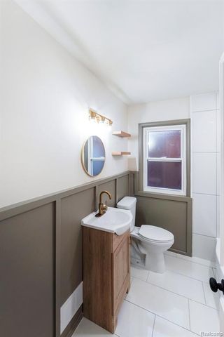 21618 Woodbridge Street, Saint Clair Shores, MI 48080