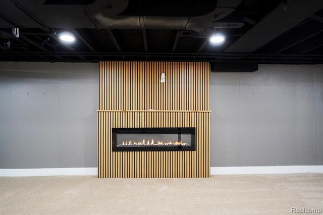 21618 Woodbridge Street, Saint Clair Shores, MI 48080