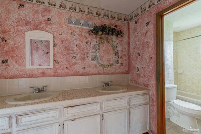 1425 W State Highway 107, Mcallen, TX 78504