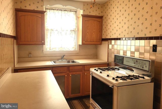 4231 MARKLAND ST, Philadelphia, PA 19124