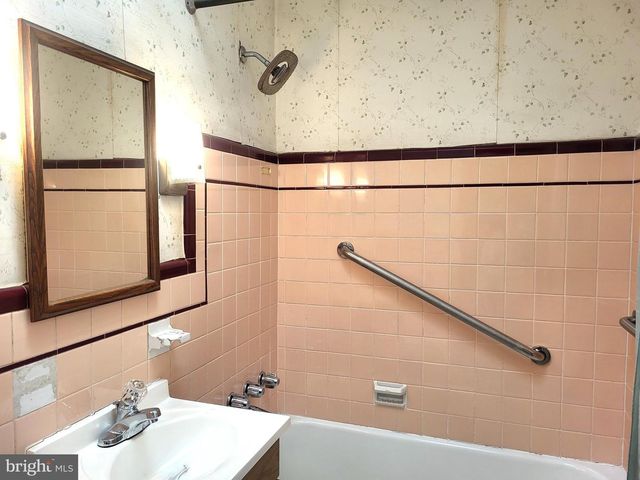 4231 MARKLAND ST, Philadelphia, PA 19124