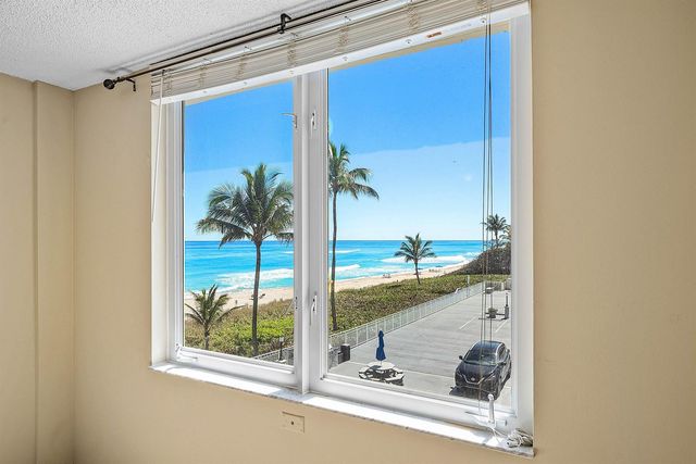 3301 S Ocean Boulevard 207, Highland Beach, FL 33487