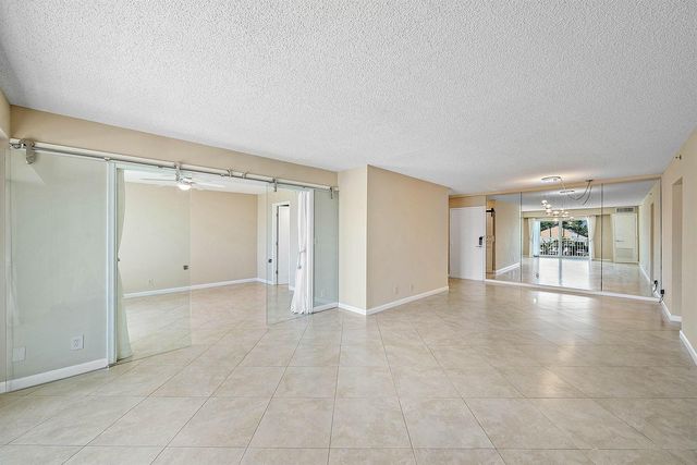 3301 S Ocean Boulevard 207, Highland Beach, FL 33487