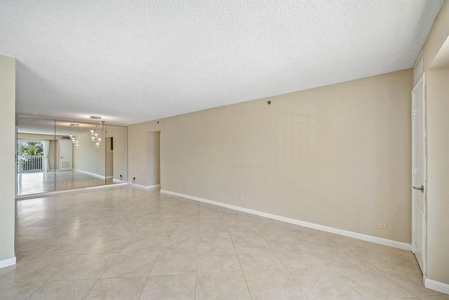 3301 S Ocean Boulevard 207, Highland Beach, FL 33487