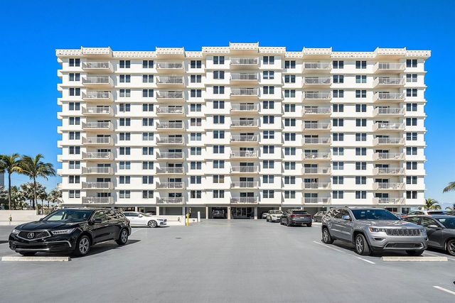 3301 S Ocean Boulevard 207, Highland Beach, FL 33487