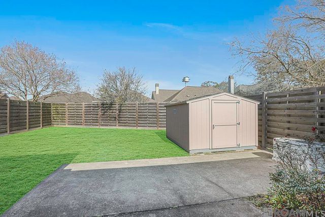 10115 Ambrose Ct, Baton Rouge, LA 70816