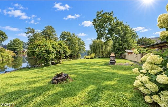 120 E Shawnee Trl, Jefferson Twp., NJ 07849