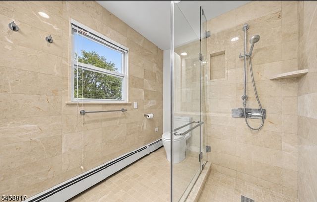 120 E Shawnee Trl, Jefferson Twp., NJ 07849