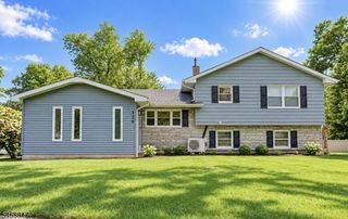 120 E Shawnee Trl, Jefferson Twp., NJ 07849