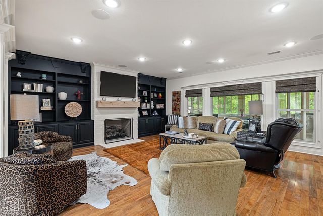 2323 Summit Oaks Cove, Jonesboro, AR 72404