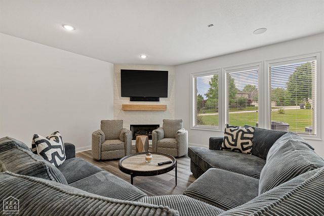 2323 Summit Oaks Cove, Jonesboro, AR 72404