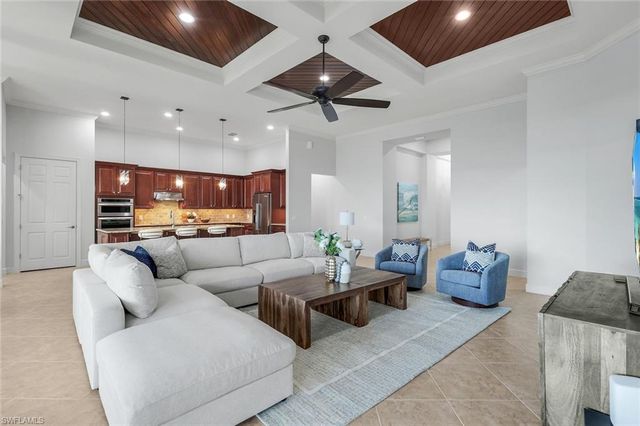 9305 Quarry DR, Naples, FL 34120