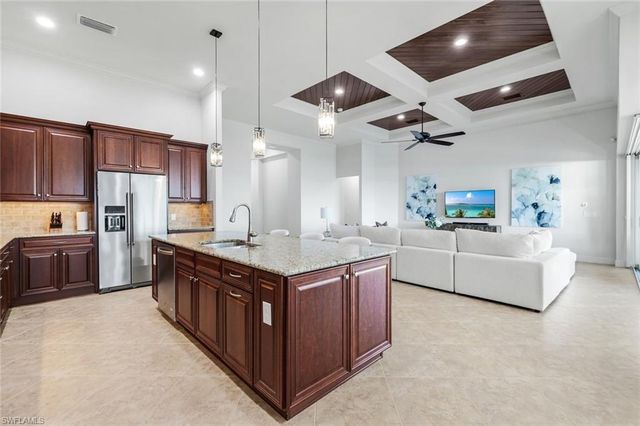 9305 Quarry DR, Naples, FL 34120