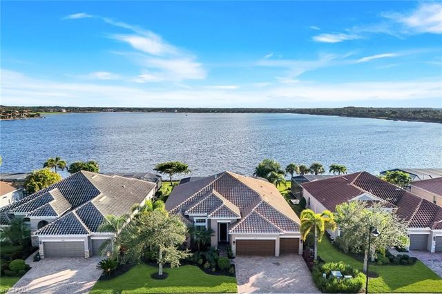 9305 Quarry DR, Naples, FL 34120