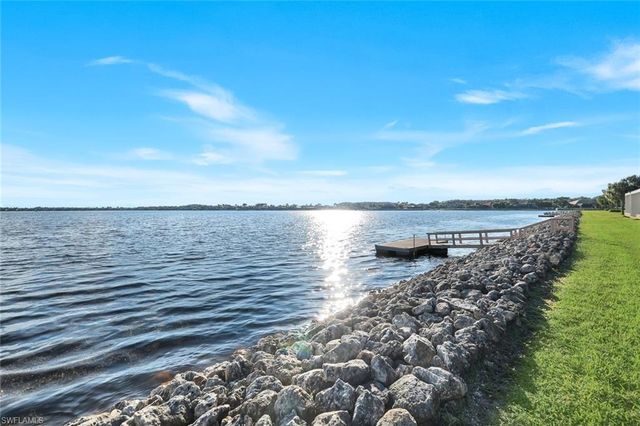 9305 Quarry DR, Naples, FL 34120