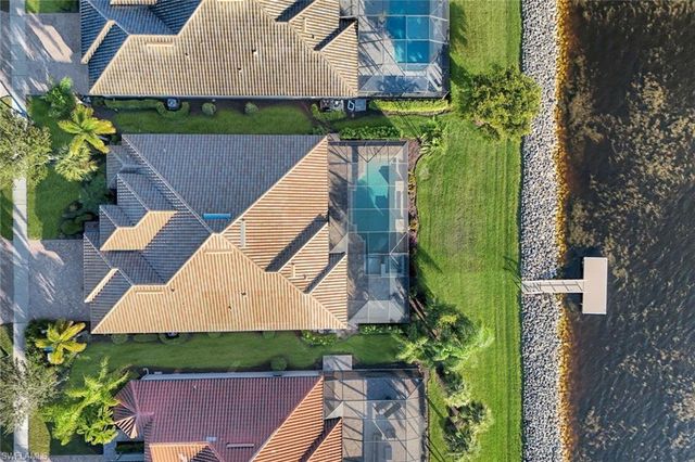 9305 Quarry DR, Naples, FL 34120