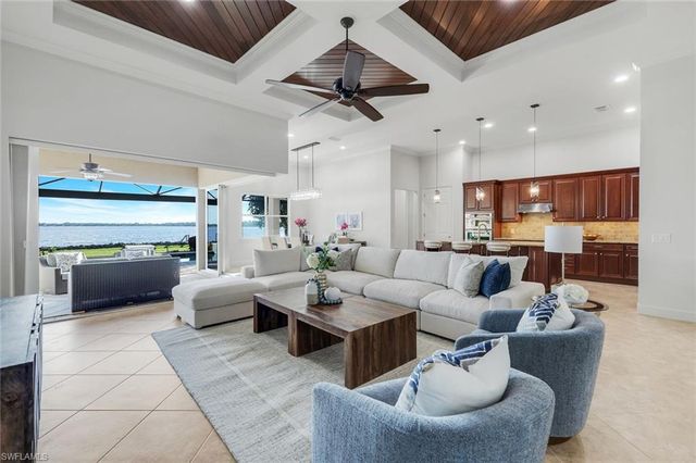 9305 Quarry DR, Naples, FL 34120