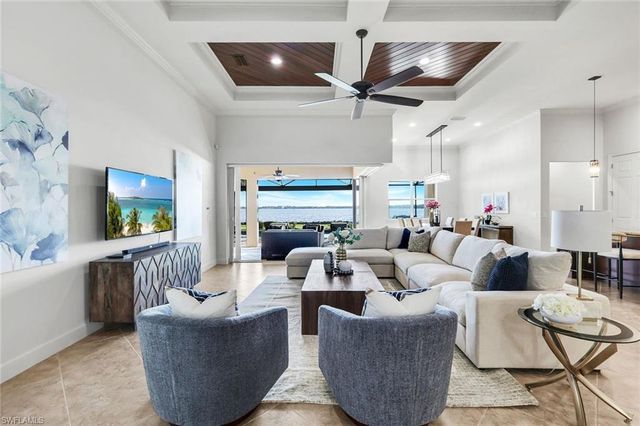 9305 Quarry DR, Naples, FL 34120