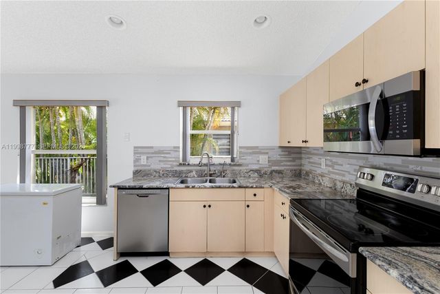 19401 SW 15th St 0, Pembroke Pines, FL 33029