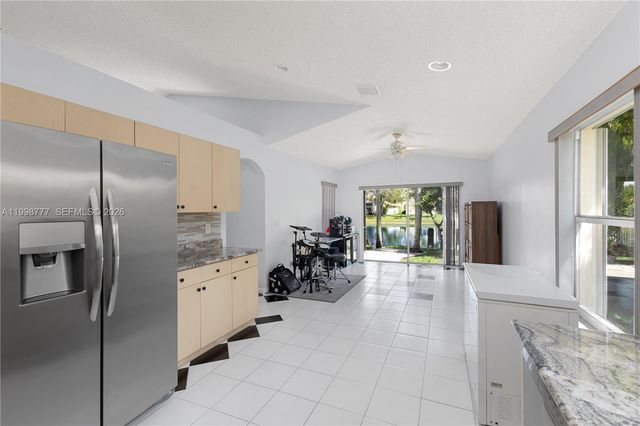 19401 SW 15th St 0, Pembroke Pines, FL 33029