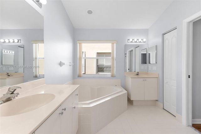 19401 SW 15th St 0, Pembroke Pines, FL 33029