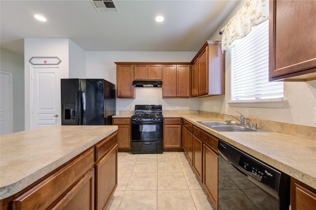 5318 Hickory Harvest Drive, Richmond, TX 77407