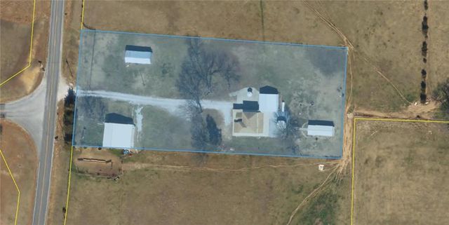 22451 S Bb Highway, Nevada, MO 64772