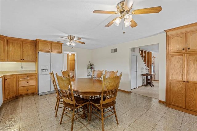 22451 S Bb Highway, Nevada, MO 64772