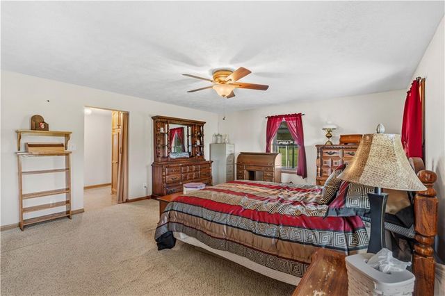 22451 S Bb Highway, Nevada, MO 64772