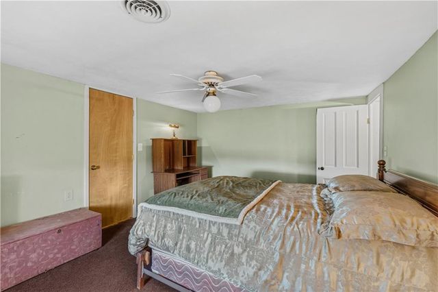 22451 S Bb Highway, Nevada, MO 64772