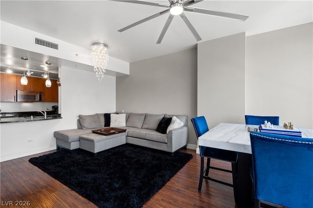 200 West Sahara Avenue 1804, Las Vegas, NV 89102