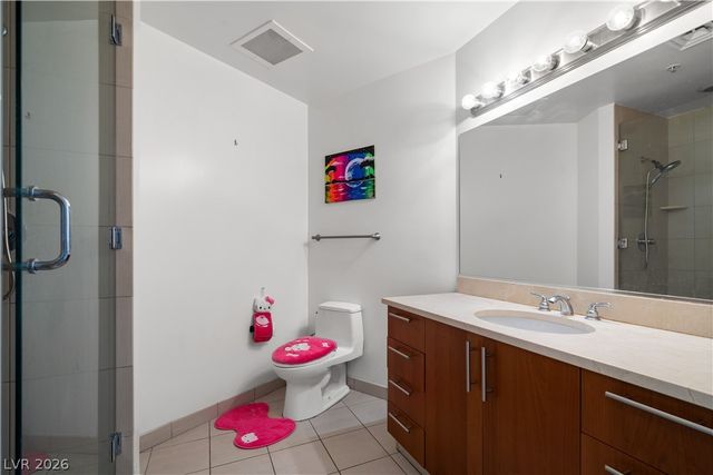 200 West Sahara Avenue 1804, Las Vegas, NV 89102