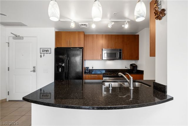 200 West Sahara Avenue 1804, Las Vegas, NV 89102