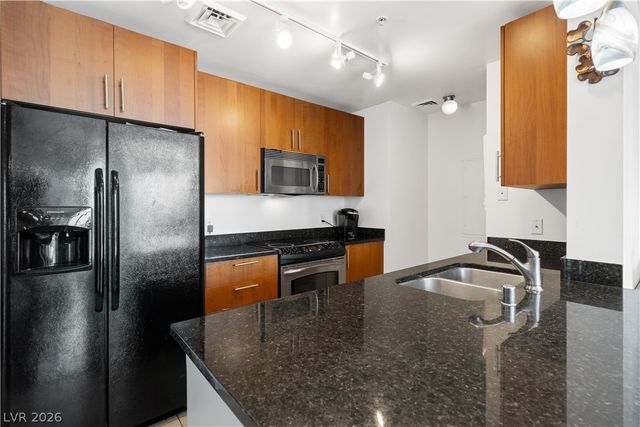 200 West Sahara Avenue 1804, Las Vegas, NV 89102