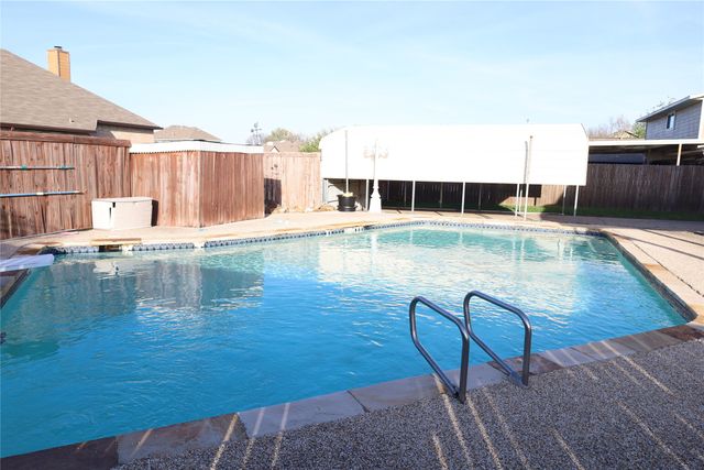 3201 Tampa Drive, Garland, TX 75043