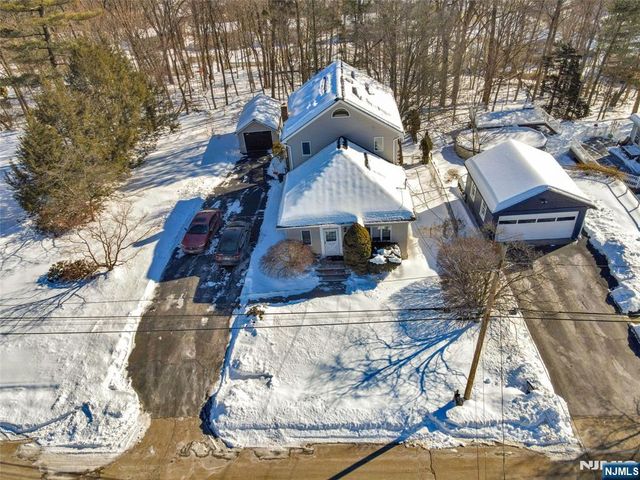 20 Center Street, Butler Borough, NJ 07405