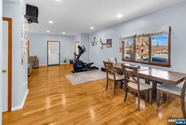 20 Center Street, Butler Borough, NJ 07405