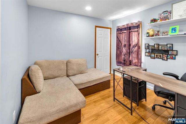 20 Center Street, Butler Borough, NJ 07405