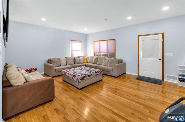 20 Center Street, Butler Borough, NJ 07405