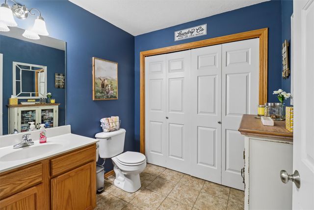 1506 W Jackson Avenue, Indianola, IA 50125
