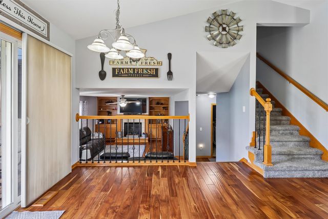 1506 W Jackson Avenue, Indianola, IA 50125