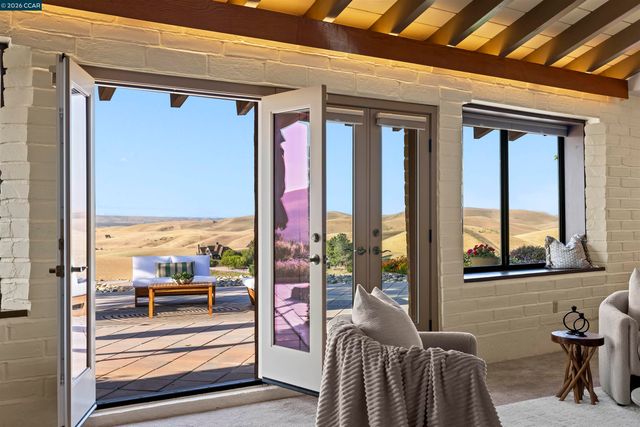9015 Doubletree Ln, Livermore, CA 94551